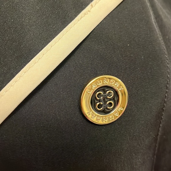 BNWOT Laundry Trench Coat With Buttons Logo - Picture 5 of 5